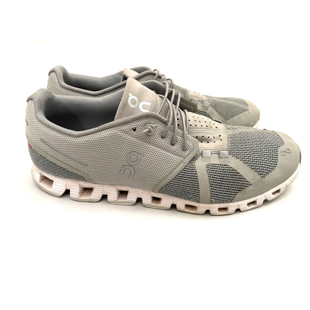 On Cloud 5 Running Shoes Mens Size 10 Grey Low Top Mesh Sneakers